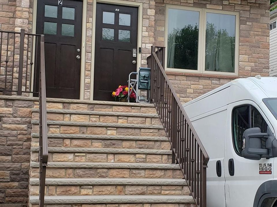 1st image of 35 Tanglewood Dr