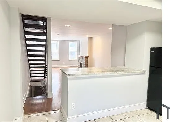 2113 Mountain St — Photo 5