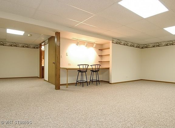 5th image of 2240 Valley Creek Dr