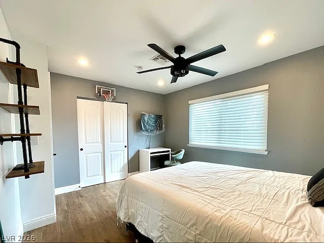 2246 Windsor Dr — Photo 32