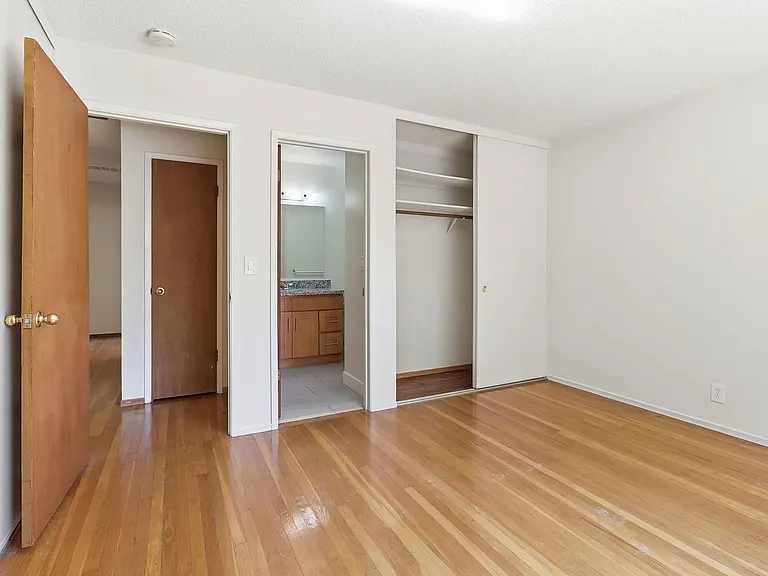 1571 Finch Way — Photo 27