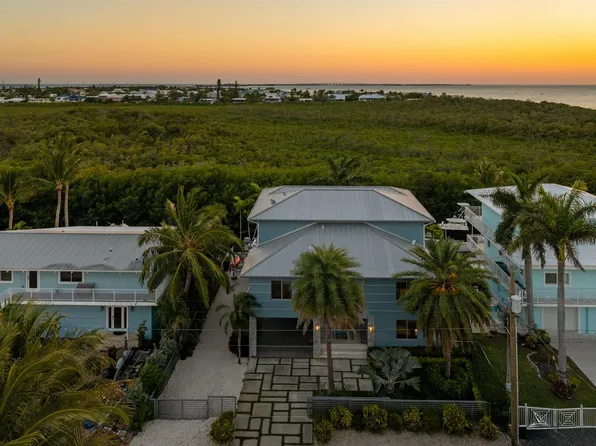 172 Venetian Dr, Islamorada, FL 33036