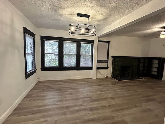 Livingroom/Dining room