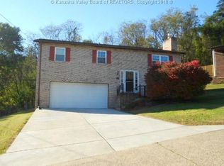 107 Kay Ave, Poca, WV 25159