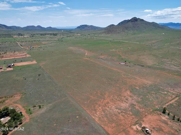 Unit, Elgin, AZ 85611