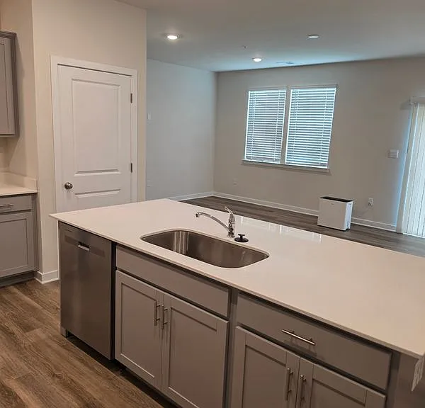 1745 Lawder Cir — Photo 8