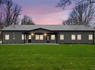 1192 Quaker Rd, Barker, NY 14012