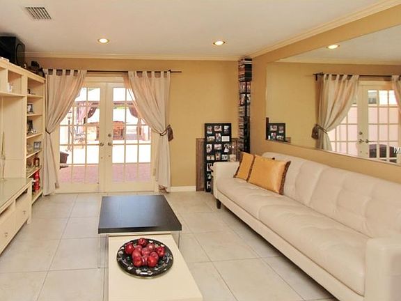5th image of 6171 Oak Cluster Cir