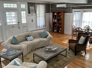 105 Trenton Ave, Point Pleasant Beach, NJ