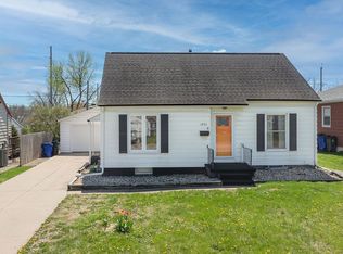 1805 8th Ave SW, Cedar Rapids, IA 52404