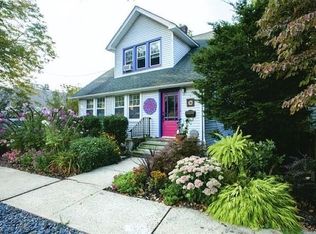 16 Elm Rd, North Caldwell, NJ 07006