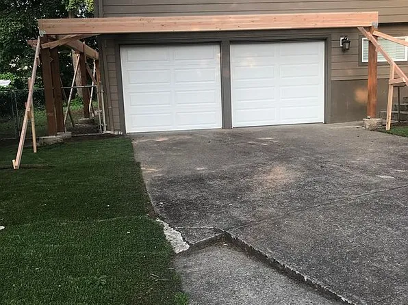 3820 SE 166th Ct, Portland, OR 97236