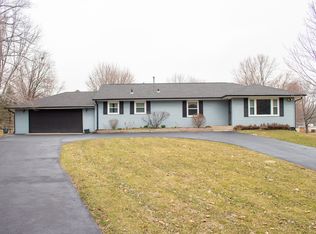 8638 Trudy Rd, Rockford, IL 61108