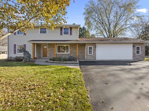 232 Highland STREET, Wales, WI 53183