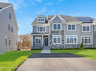 18 Basswood Dr, Lakewood, NJ