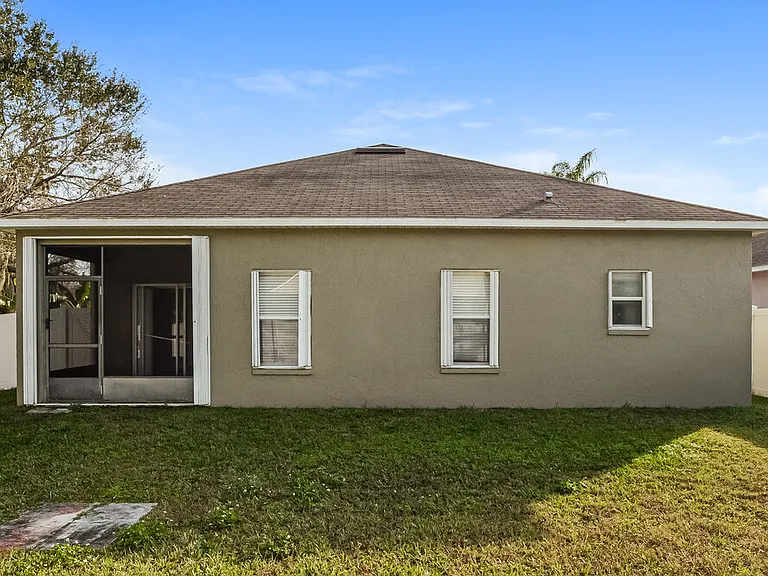 2061 Ribbon Falls Pkwy — Photo 16