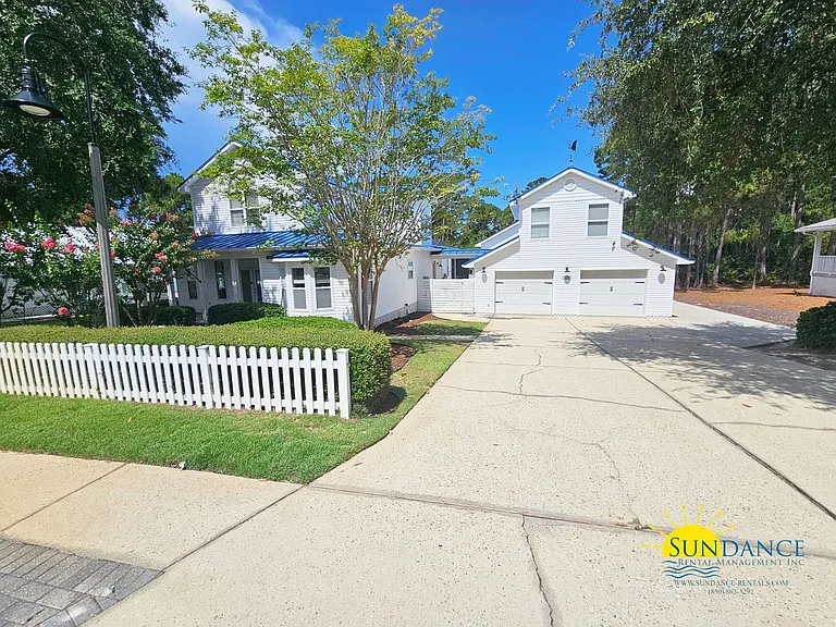 360 Tradewinds Dr — Photo 44