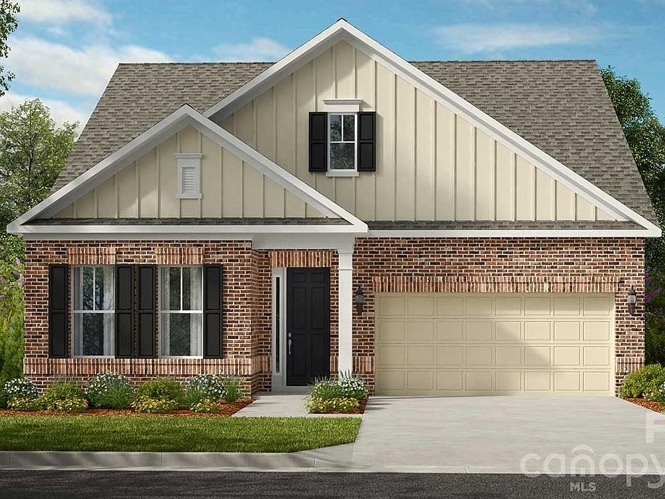 1st image of 215 Goorawing Ln