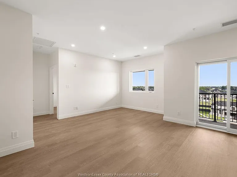 4400 Laurier Pkwy #531 — Photo 5