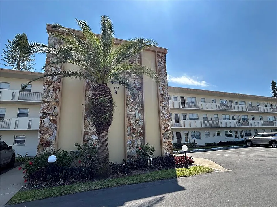 4480 Ironwood Cir #213A