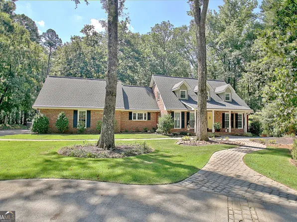 240 Ginger Cake Trl, Fayetteville, GA 30214