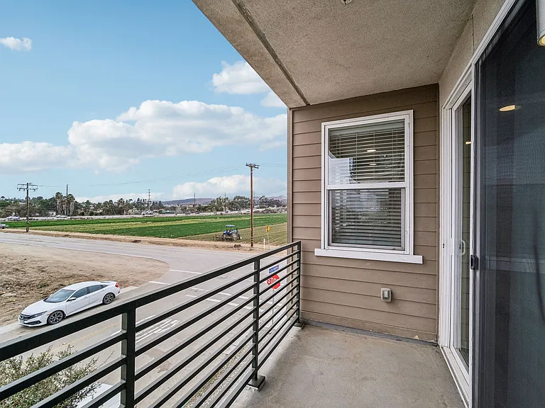 Yolo West Apartments — Photo 16