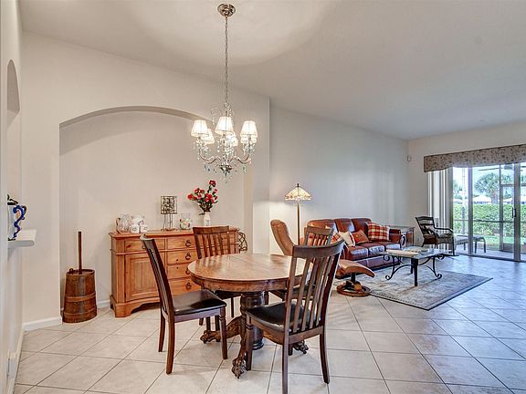 5th image of 5653 Emerald Cay Ter