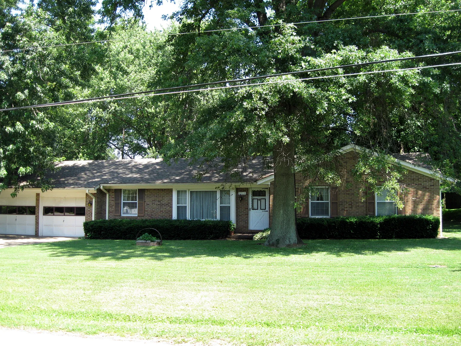 7712 Spry Rd photo 1