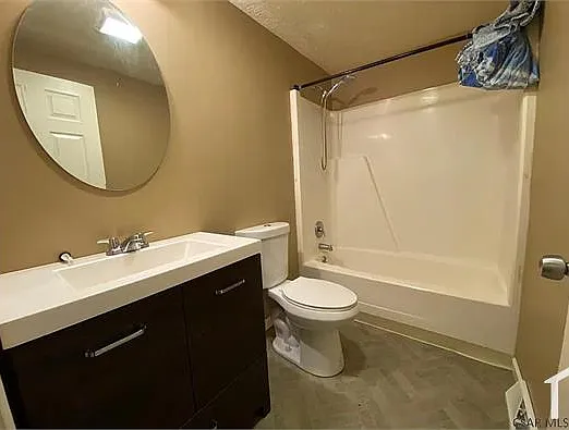2 bed, 950 sqft, $750 — Photo 3