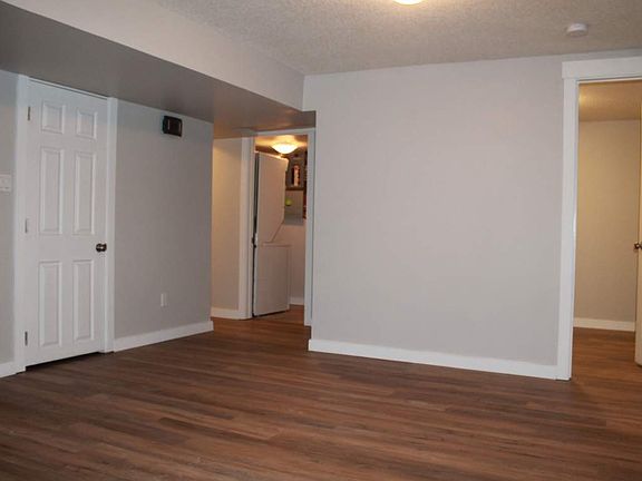 5th image of 15011 67th St NW