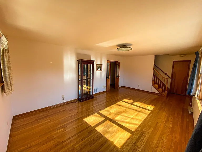 10910 Harford Rd — Photo 7