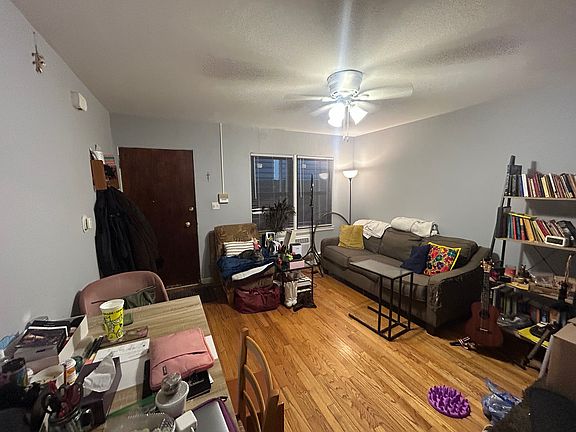 3rd image of 4532 N Claremont Ave APT 3