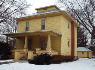 348 S Whiton St, Whitewater, WI 53190