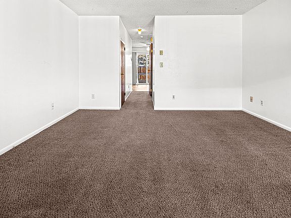 5th image of 1006 Yampa Ave #14