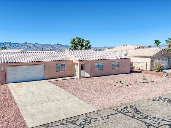 3rd image of 5389 S Tierra Linda Drive