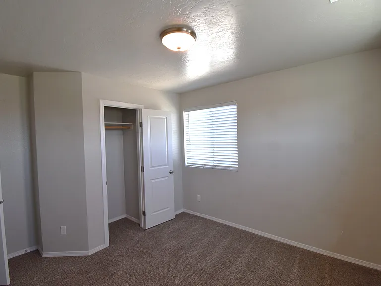 6825 S Allegiance Ave — Photo 20