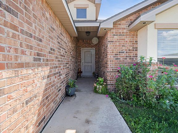3rd image of 9609 Cagle Dr