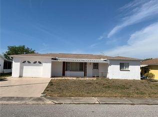 5621 Saren Dr, New Port Richey, FL 34652