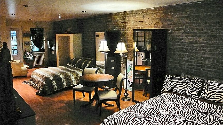 1st image of 272 Saint James Pl