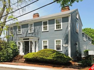 18 Green St APT 2, Ipswich, MA 01938