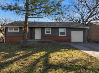 8928 E 4th St, Tulsa, OK 74112