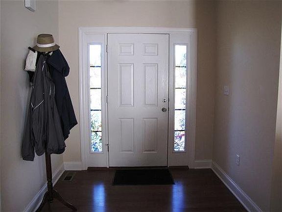 3rd image of 817 Brownstone Way