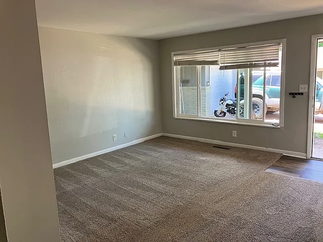 1111 Baker St — Photo 9