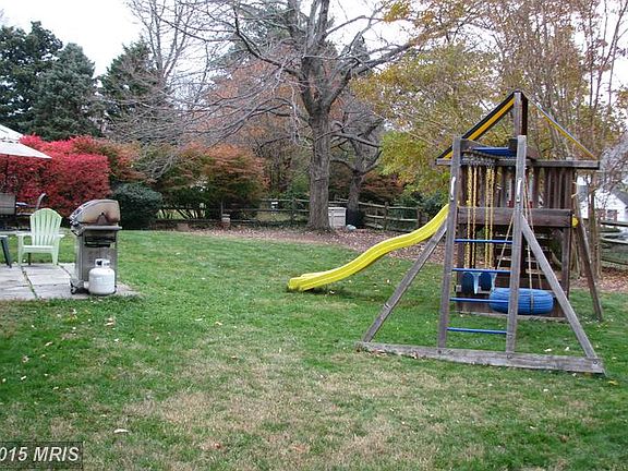 5th image of 11805 Farmland Dr