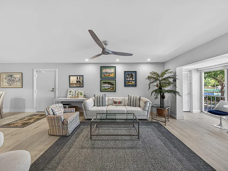 6429 Bay Club Dr #3 — Photo 16