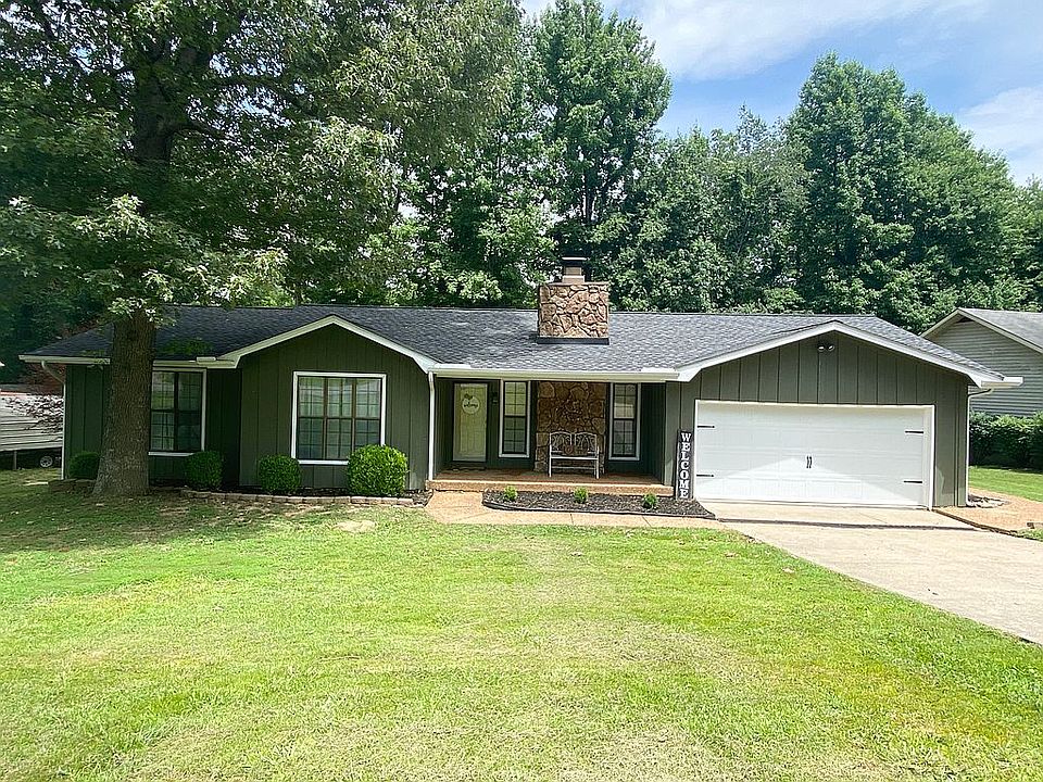 1st image of 119 Genevieve Dr
