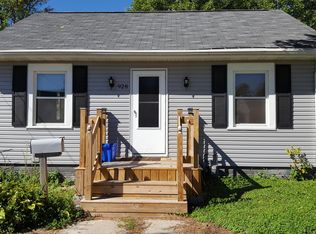 928 N Harrison Ave, Mason City, IA 50401