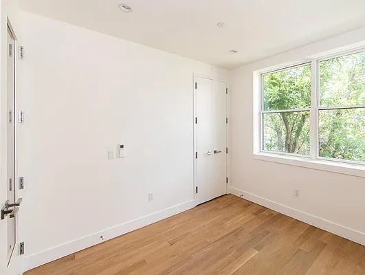 Rented by Simply Brooklyn Realty Inc | media 18