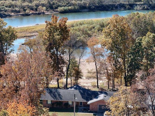 38 Ripley Route E #U4-B, Doniphan, MO 63935