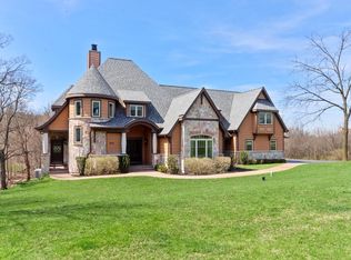 N3001 Lake Forest Cir, Lake Geneva, WI 53147